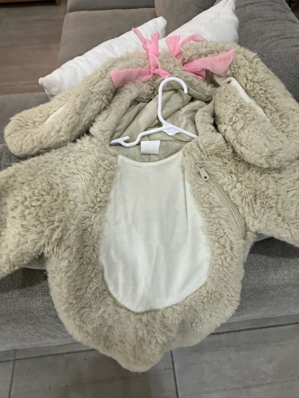 Fuzzy Bunny Costume - Picture 3 of 5